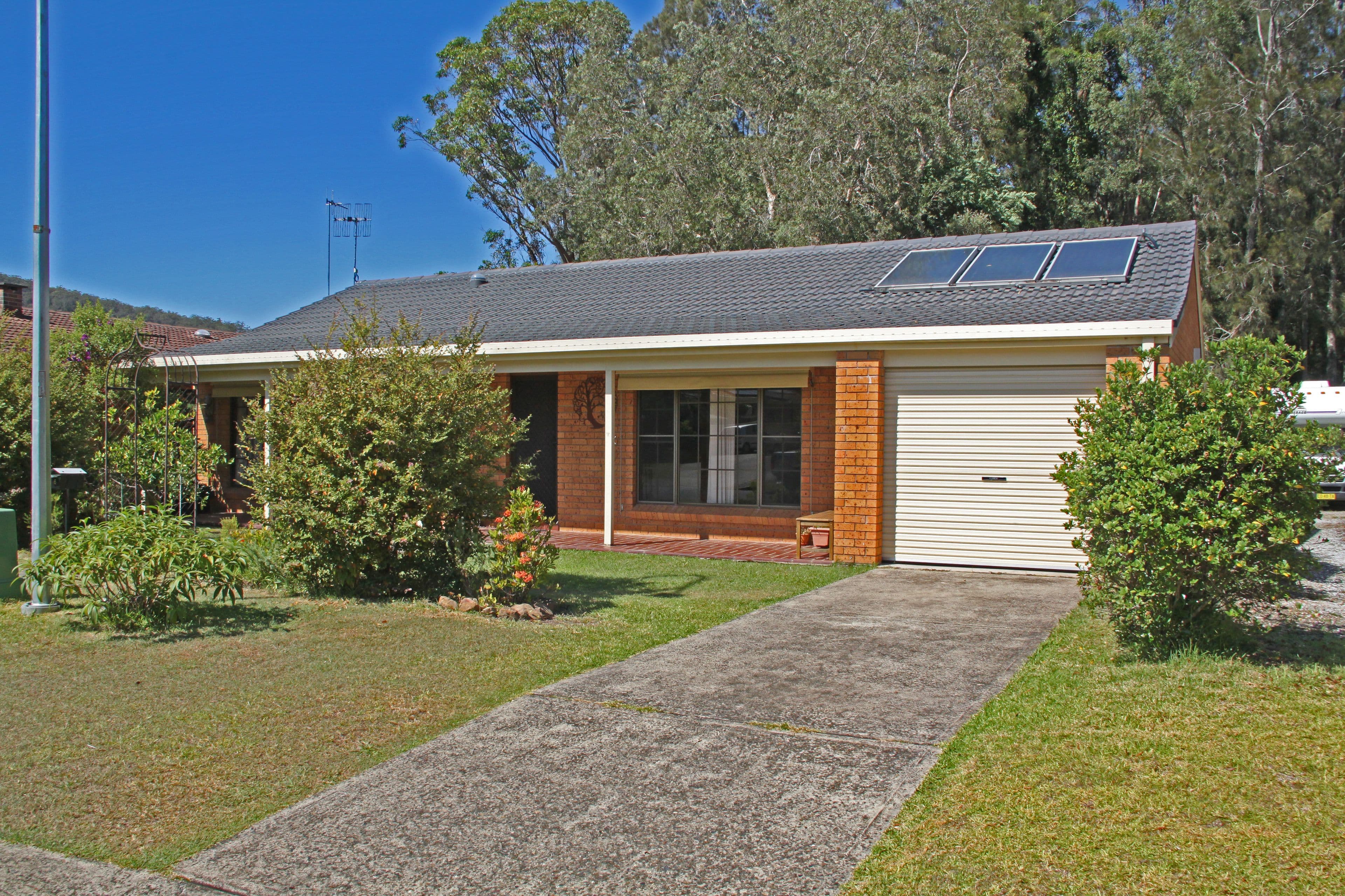 6 Tern Close, Lakewood - Image 1