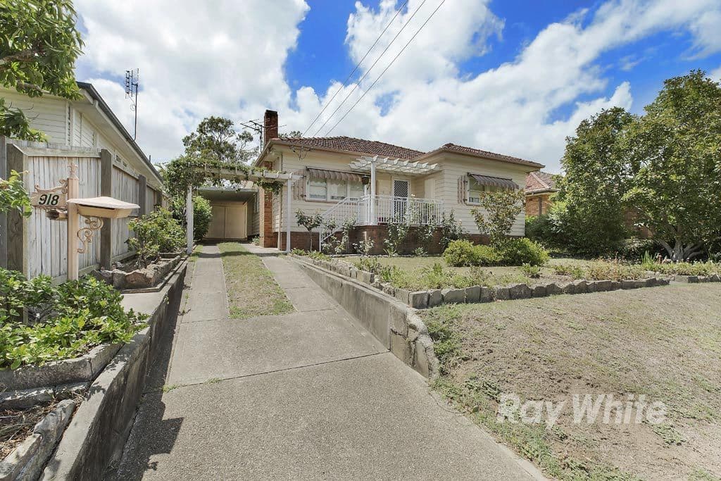 98 Cary Street, Toronto - Image 1