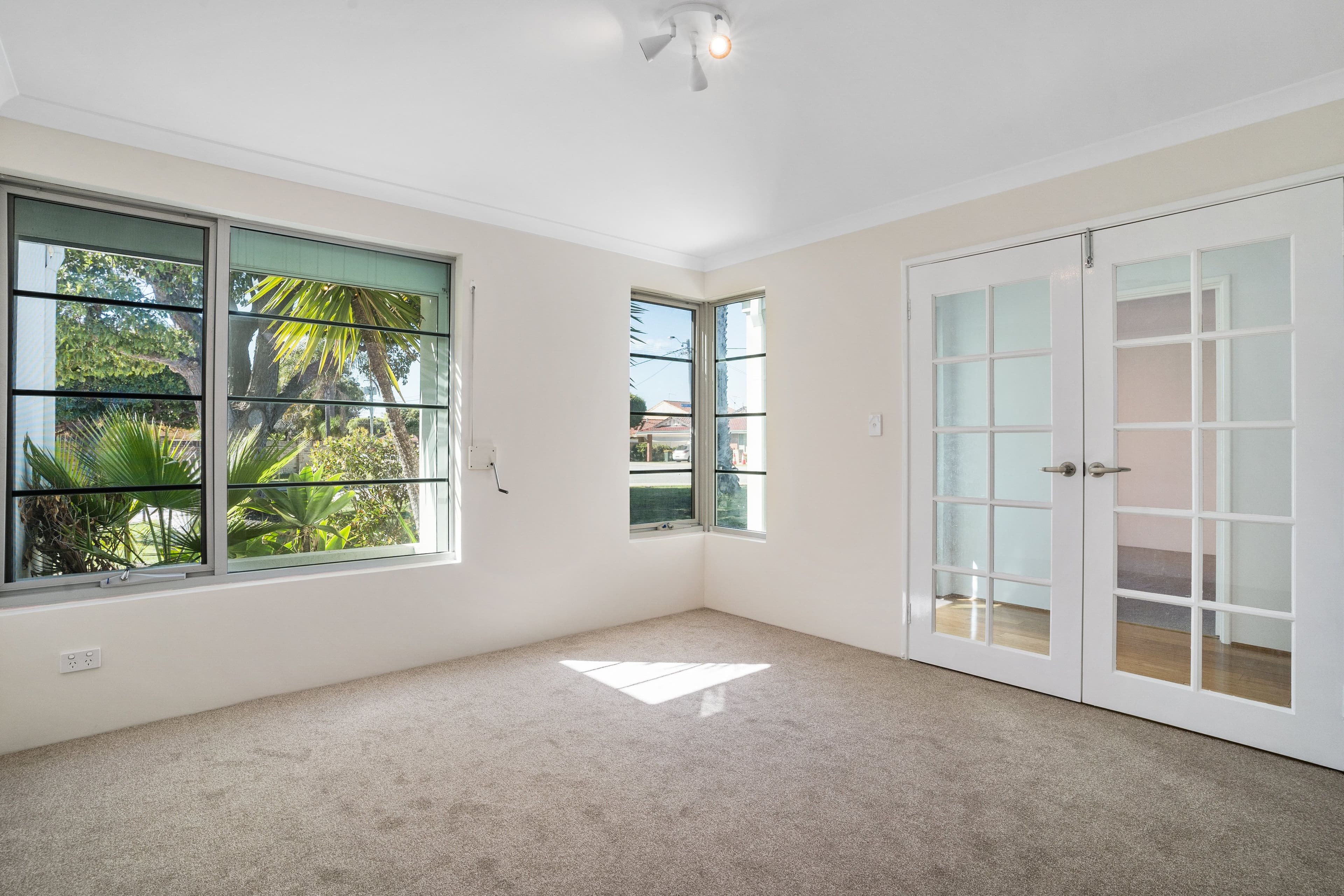 1 Croft Avenue, Dianella WA 6059, Dianella - Thumbnail 4