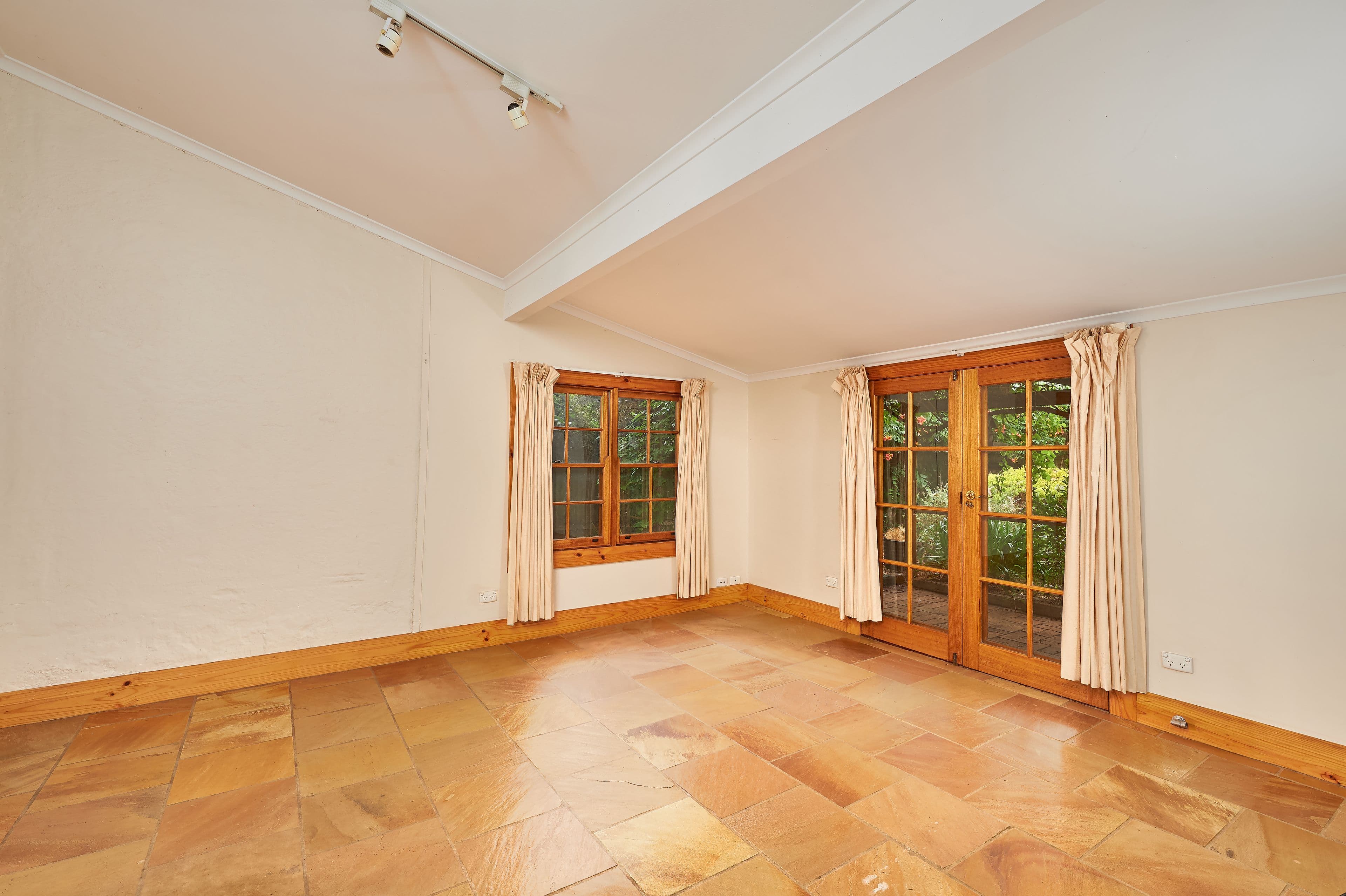18 Norman Street, Turvey Park NSW 2650, Turvey Park - Thumbnail 5