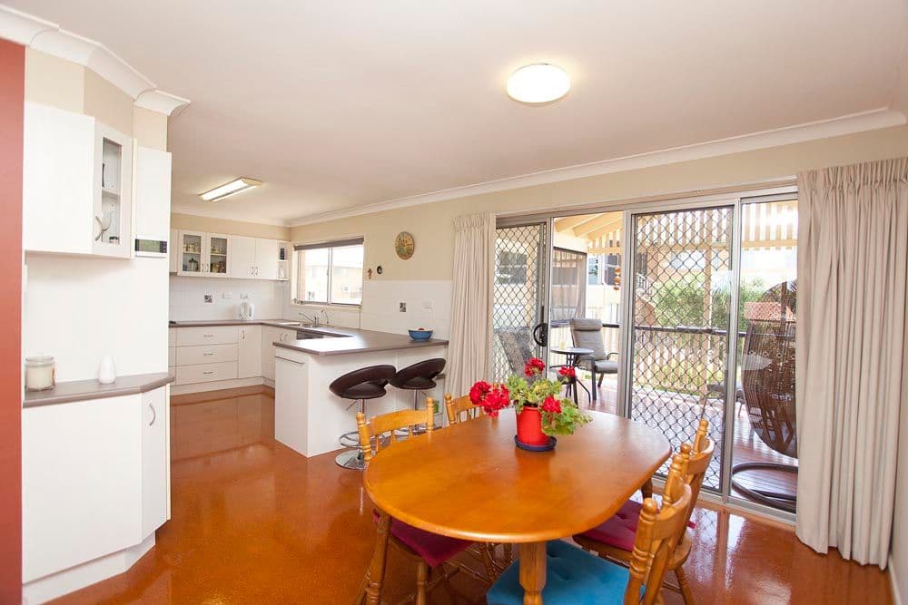 42 Tandanya Street, MANSFIELD QLD 4122, Mansfield - Thumbnail 4