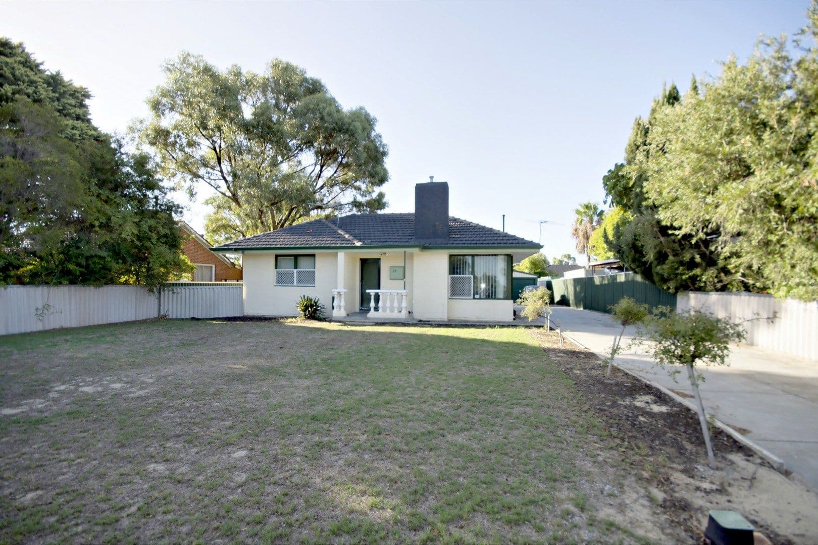 79 Curlington Cresent, BALGA WA 6061, Balga - Thumbnail 2