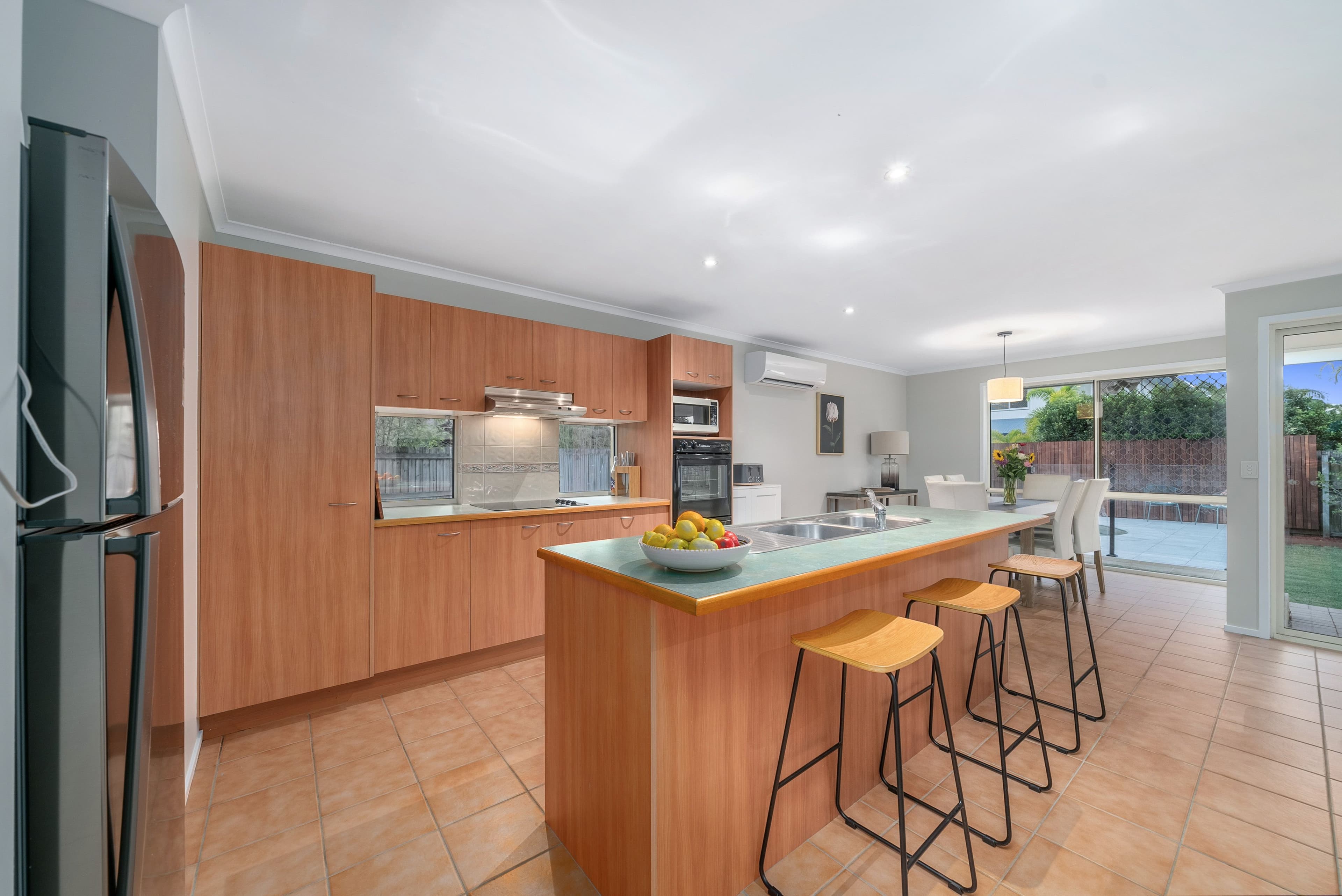 8 Palmer Court, Newport QLD 4020, Newport - Thumbnail 7