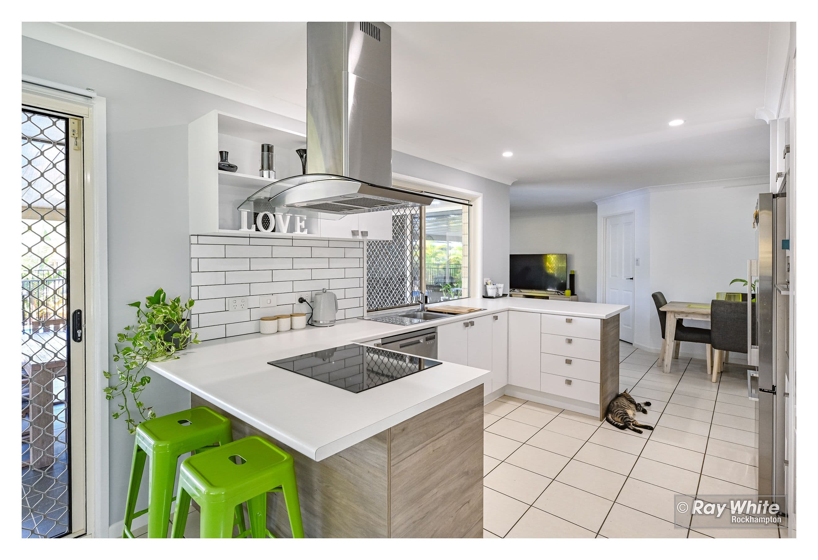 40 Peppermint Drive, Kawana QLD 4701, Kawana - Thumbnail 5