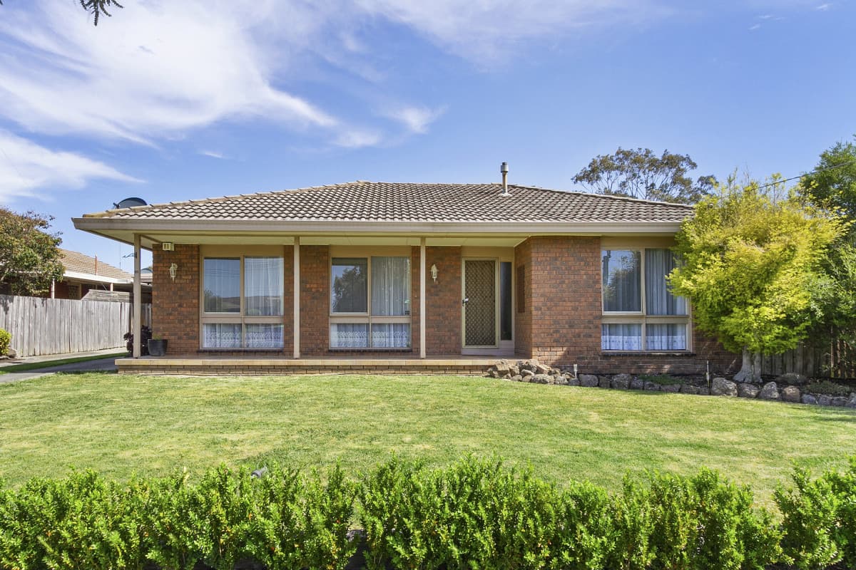 40 Waratah Drive, MORWELL VIC 3840, Morwell - Thumbnail 2