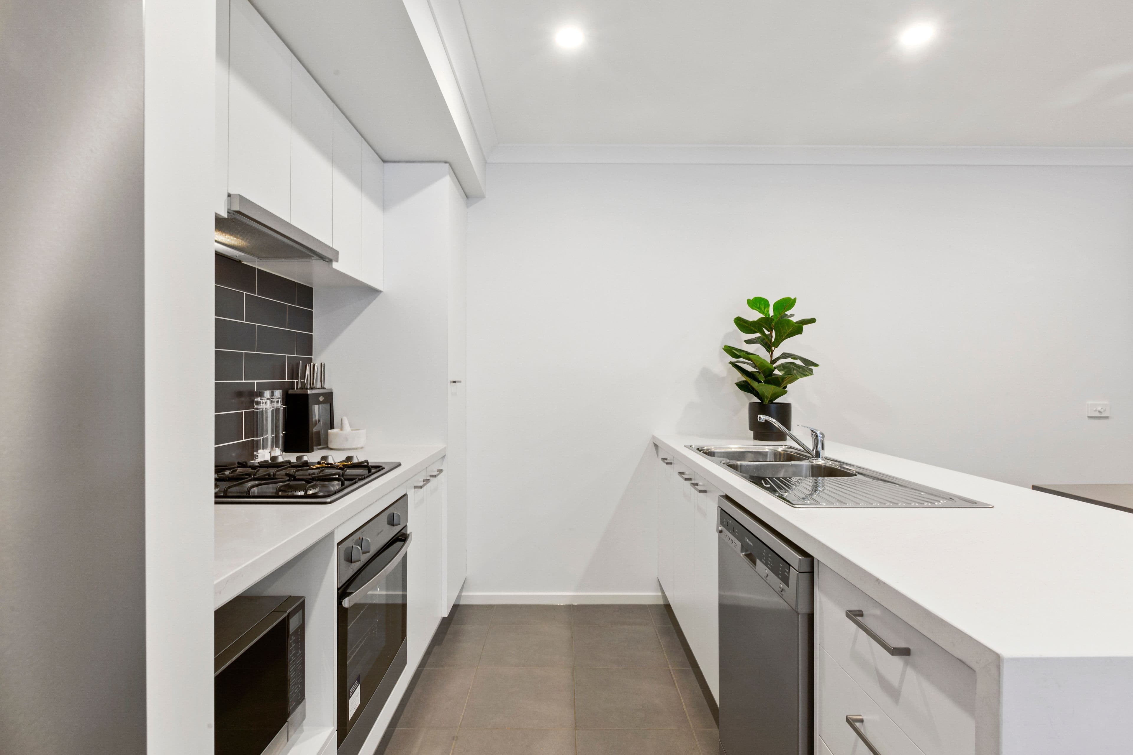 71 Waterman Drive, Clyde VIC 3978, Clyde - Thumbnail 2