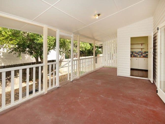 10 Heydon Avenue, Labrador QLD 4215, Labrador - Thumbnail 6