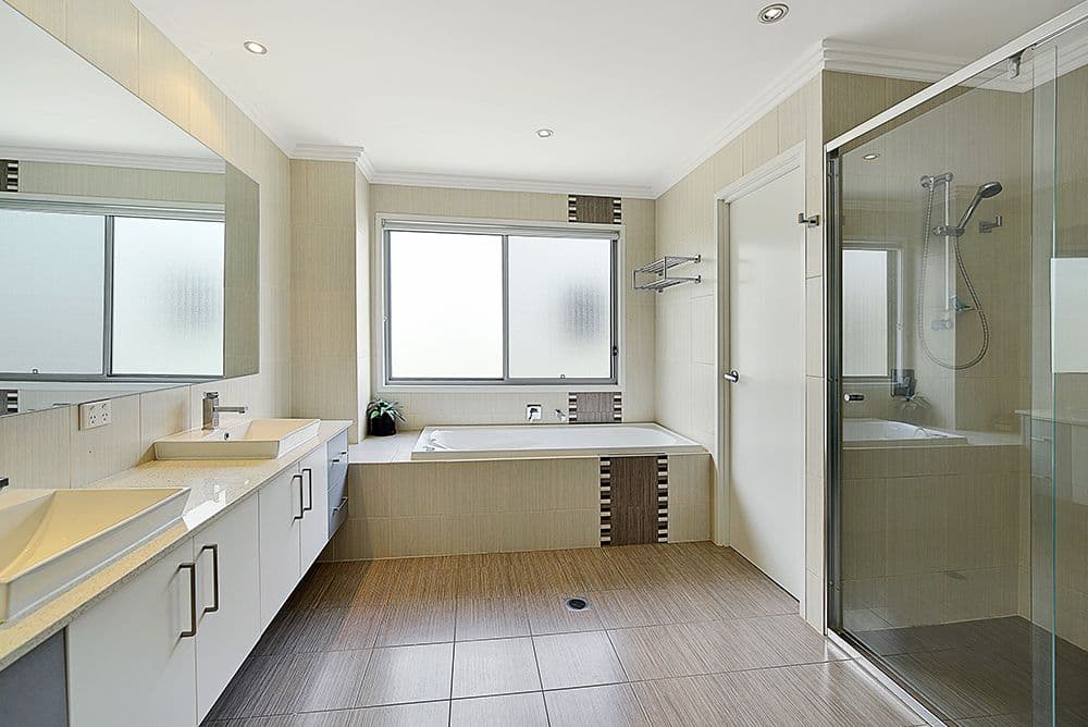 16 Meridien Avenue, Varsity Lakes QLD 4227, Varsity Lakes - Thumbnail 6