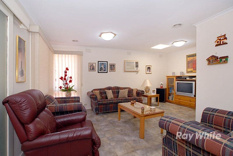 10 Yennora Court, KEYSBOROUGH VIC 3173, Keysborough - Thumbnail 4