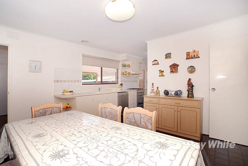 10 Yennora Court, KEYSBOROUGH VIC 3173, Keysborough - Thumbnail 5