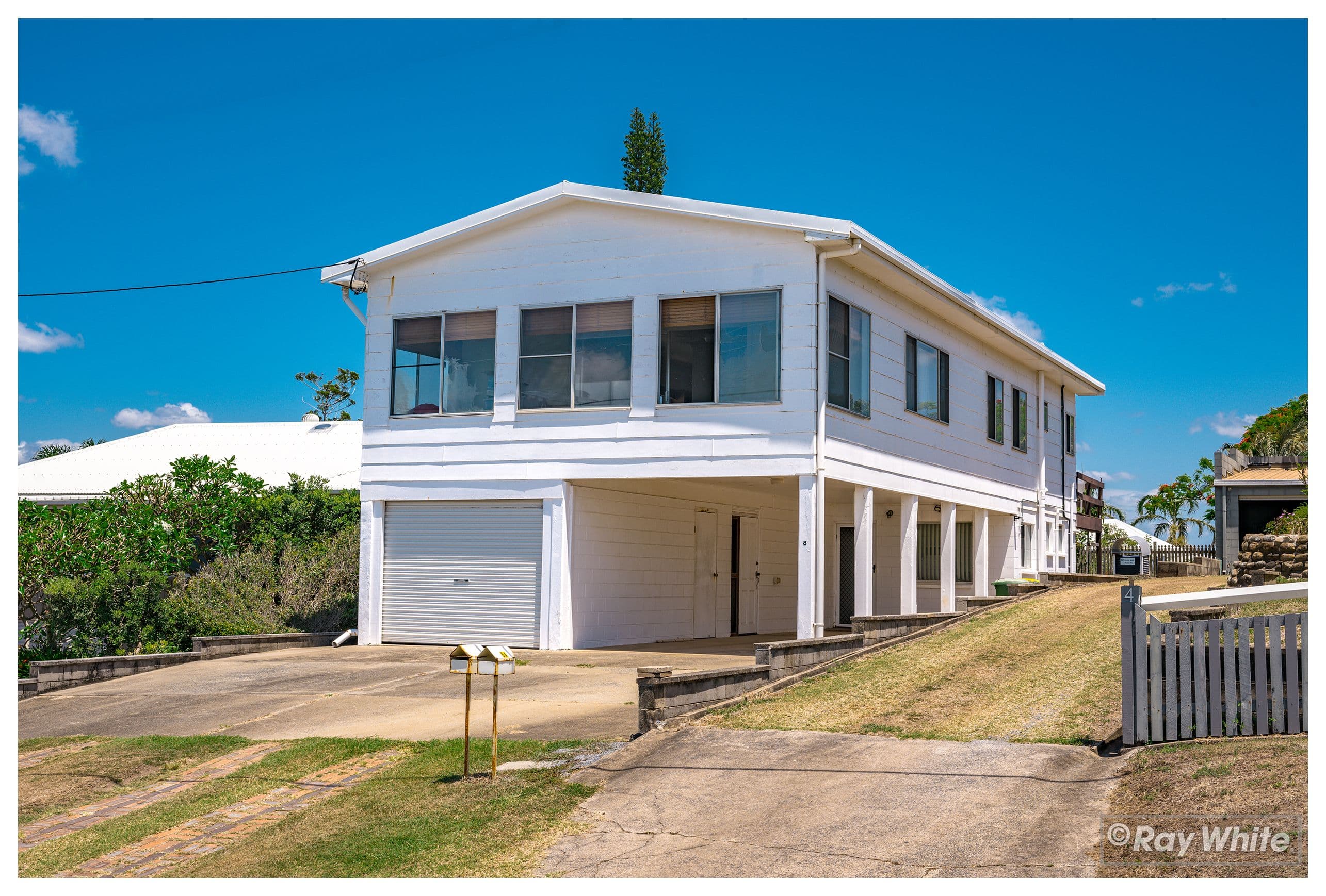 8 Esplanade, Cooee Bay QLD 4703, Cooee Bay - Thumbnail 2