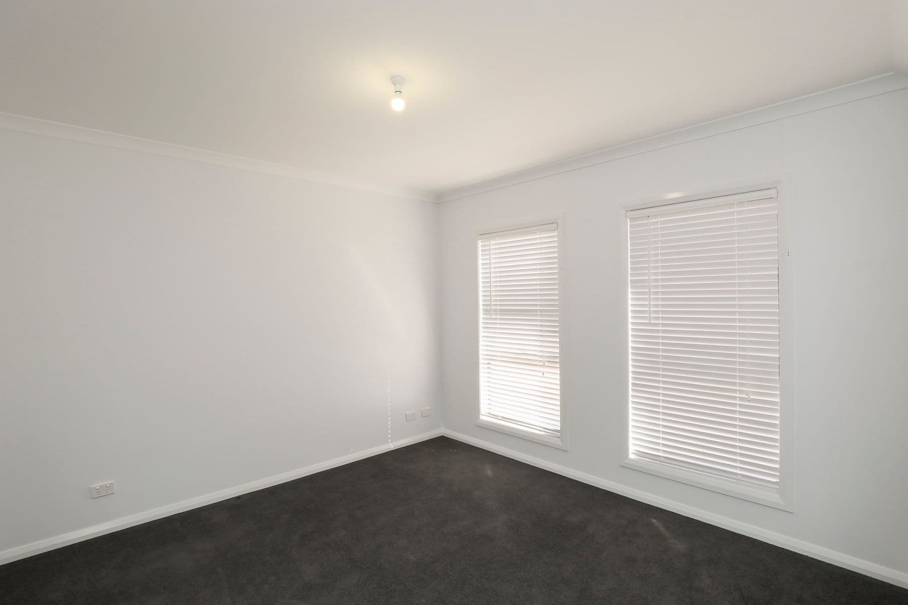 2/373 Eighth Street, Mildura - Thumbnail 2