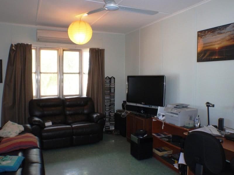 6 Tonge Place, EXMOUTH WA 6707, Exmouth - Thumbnail 3