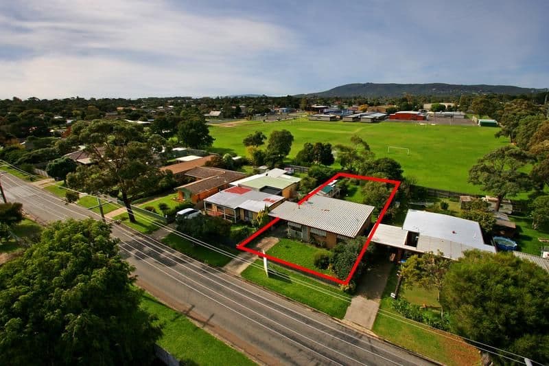 13 Illaroo Street, ROSEBUD VIC 3939, Rosebud - Thumbnail 2