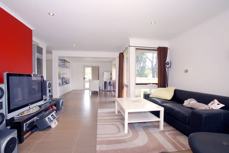8 Eggleton Rise, ROWVILLE VIC 3178, Rowville - Thumbnail 3