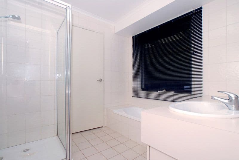 8 Eggleton Rise, ROWVILLE VIC 3178, Rowville - Thumbnail 6