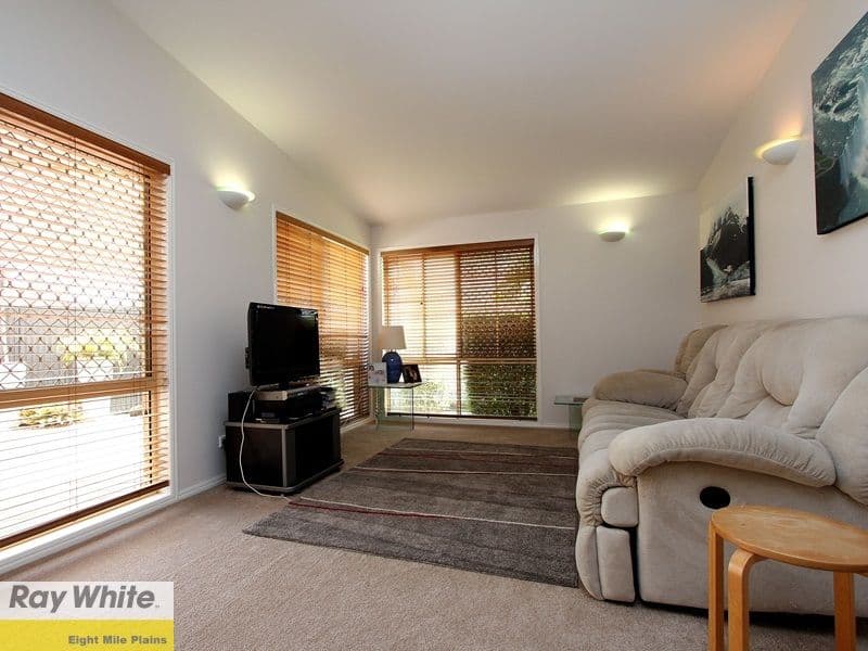 15 Jacaranda Place, EIGHT MILE PLAINS QLD 4113, Eight Mile Plains - Thumbnail 3