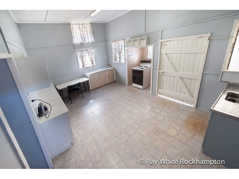 35 Denning Street, PARK AVENUE QLD 4701, Park Avenue - Thumbnail 7