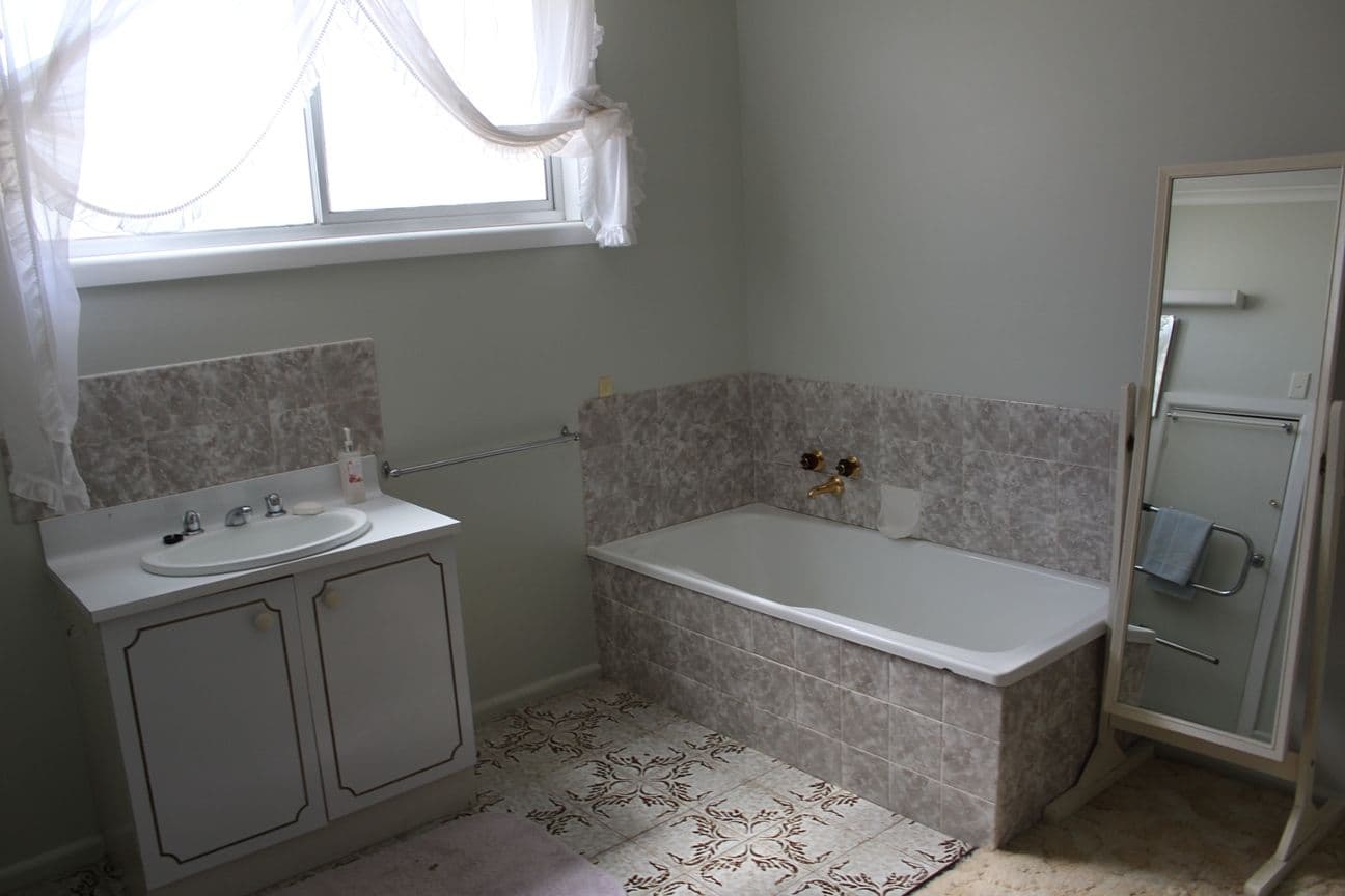 22 Stephen Street, Hamilton VIC 3300, Hamilton - Thumbnail 7