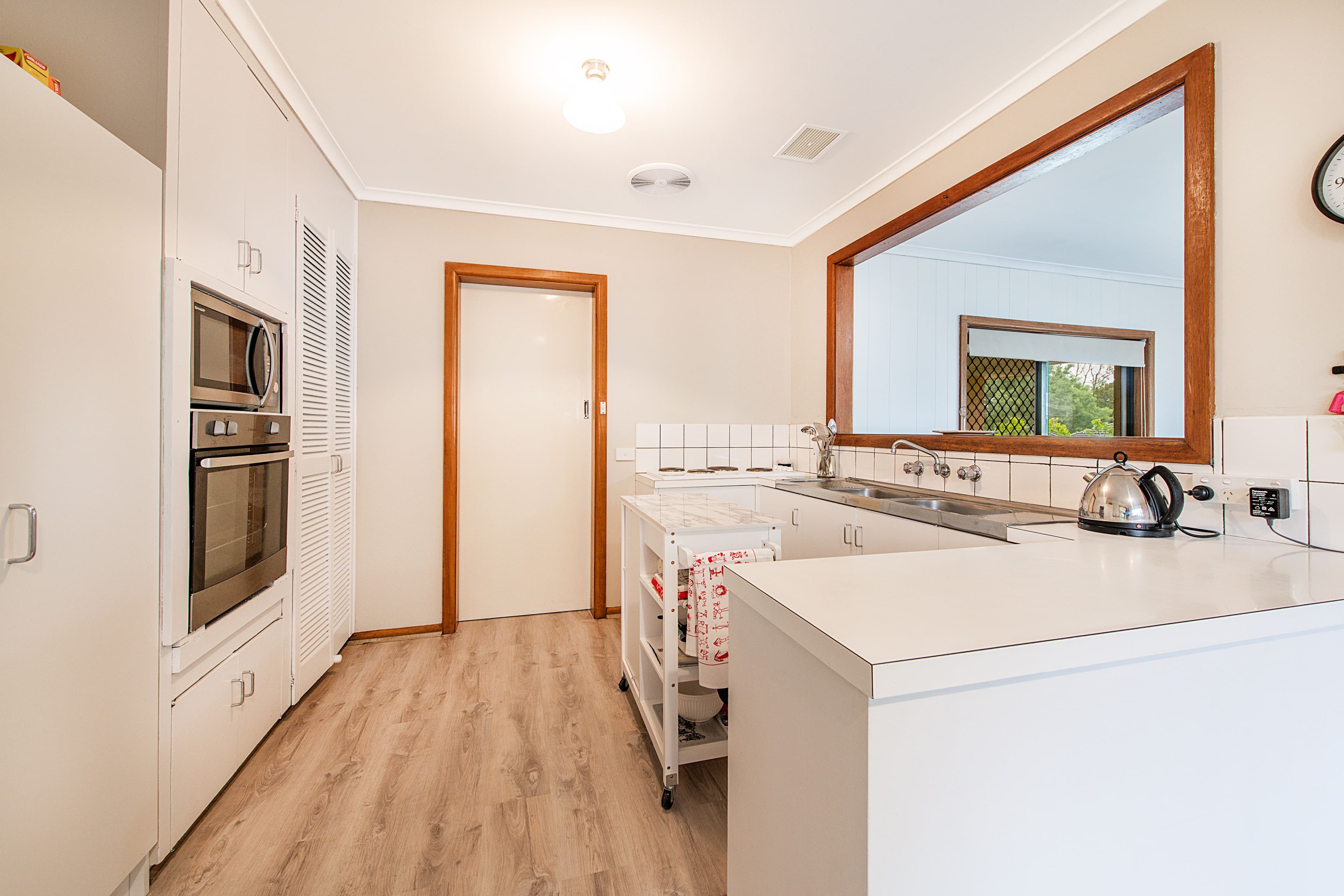 21 Otira Road, Knoxfield VIC 3180, Knoxfield - Thumbnail 2