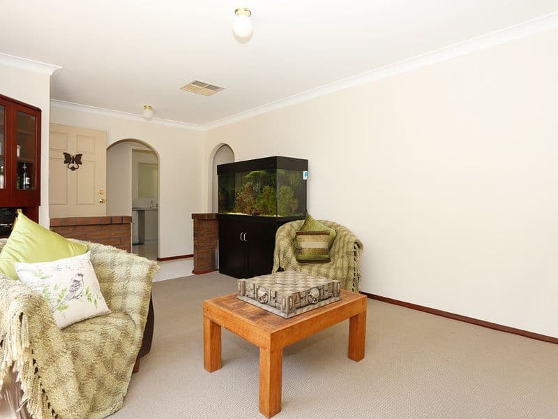 9 Bray Place, BEECHBORO WA 6063, Beechboro - Thumbnail 2