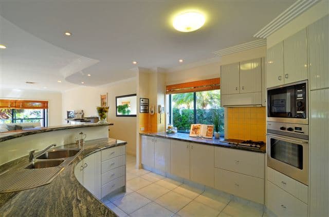 1158 Rosebank Way West, HOPE ISLAND QLD 4212, Hope Island - Thumbnail 4