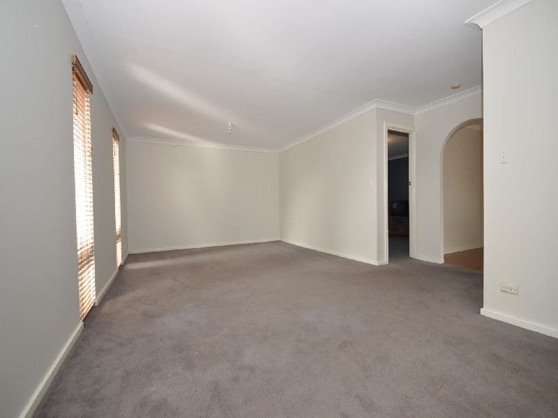 6  Bernadette Street, PARALOWIE SA 5108, Paralowie - Thumbnail 2