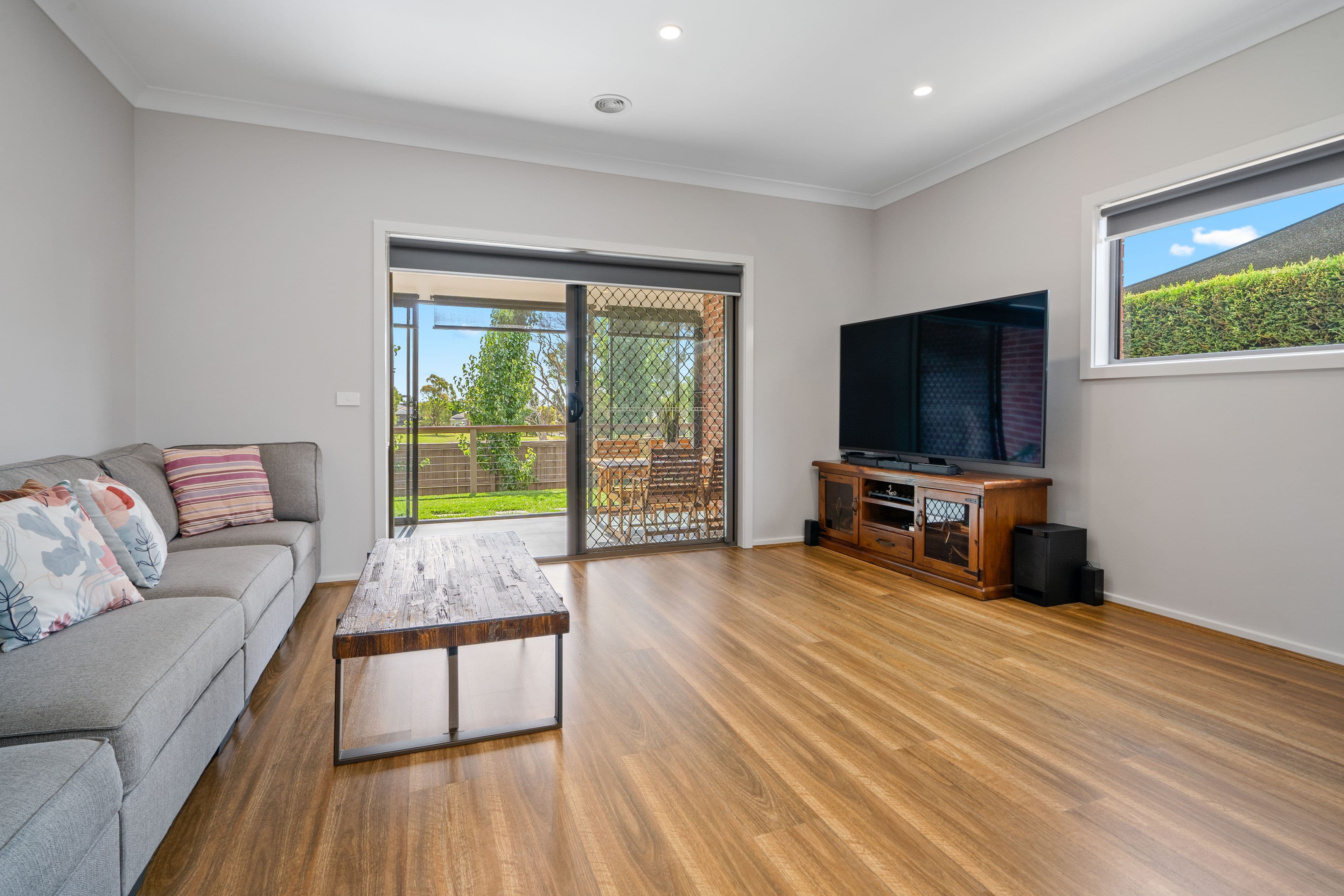 6 Ewan Ross Court, Doreen VIC 3754, Doreen - Thumbnail 4