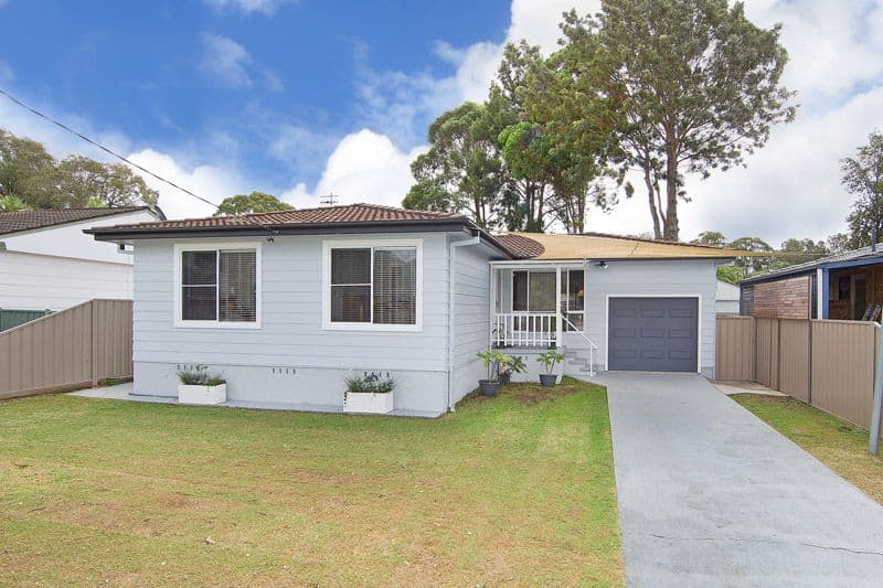 3 St James Avenue, Berkeley Vale - Thumbnail 2