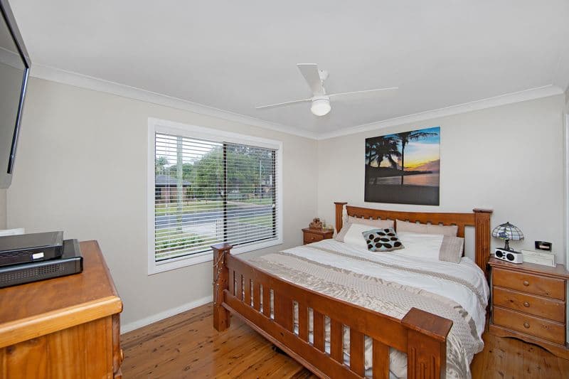 3 St James Avenue, Berkeley Vale - Thumbnail 6