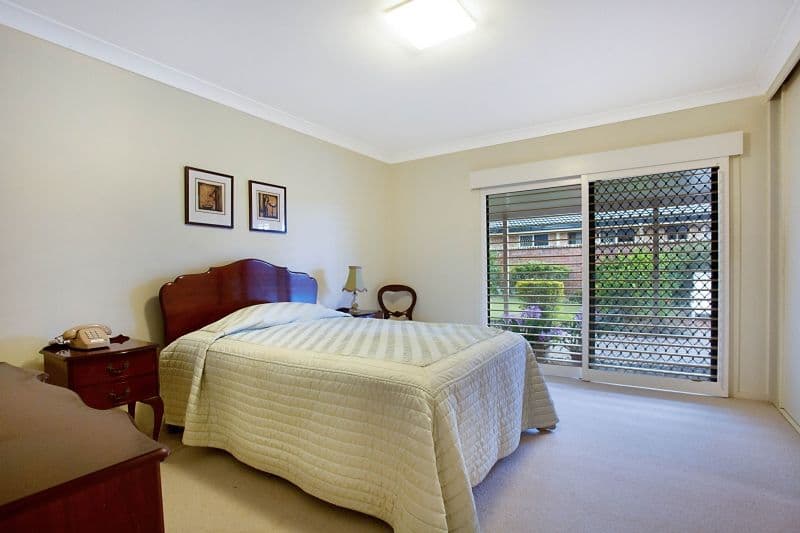 102 Campbell Street, Sorrento QLD 4217, Sorrento - Thumbnail 2