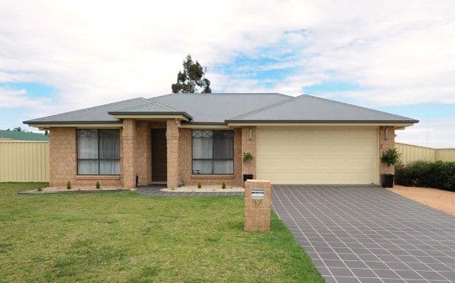 17 Whitman Street, WESTBROOK QLD 4350, Westbrook - Image 1