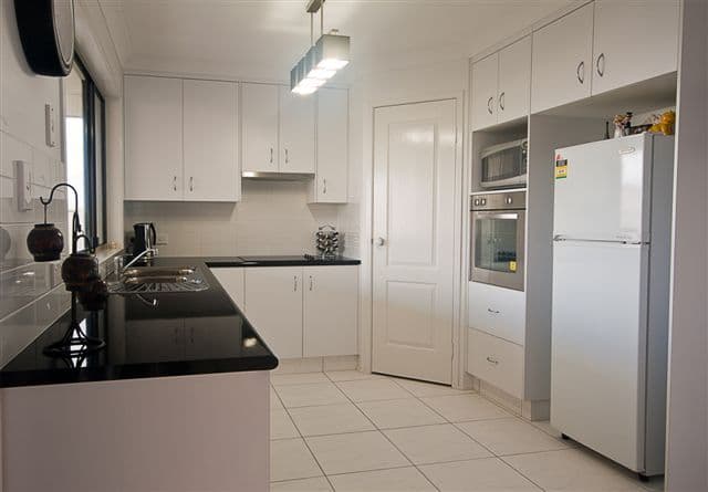 17 Whitman Street, WESTBROOK QLD 4350, Westbrook - Thumbnail 2