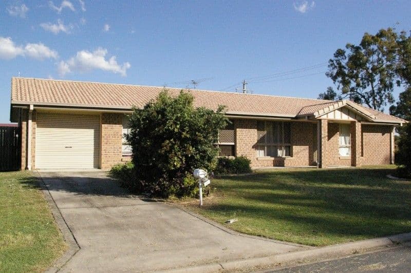 33 Antigua Crescent, DECEPTION BAY QLD 4508, Deception Bay - Image 1