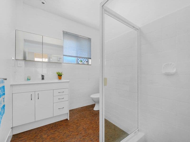70 Liverpool Road, Clayfield QLD 4011, Clayfield - Thumbnail 7