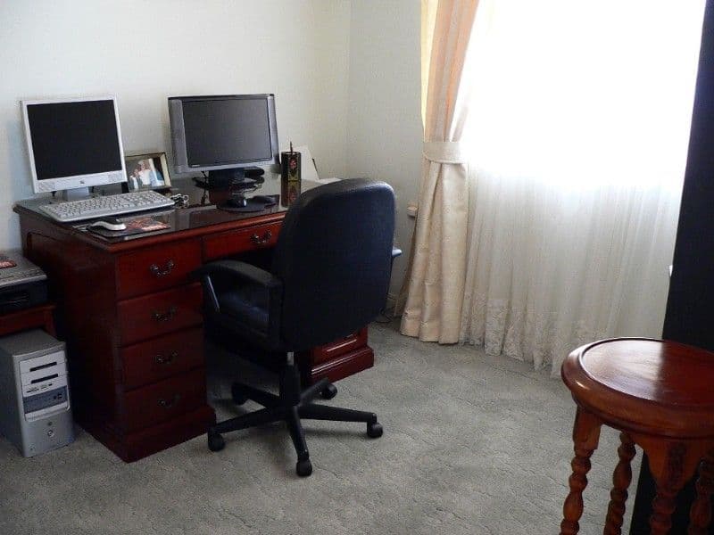 5 Fradgley Court, ORMEAU QLD 4208, Ormeau Hills - Thumbnail 5