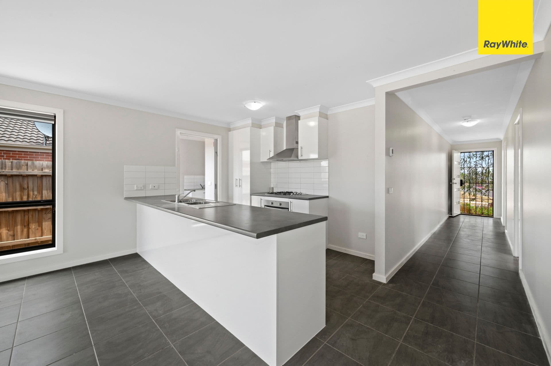 213 James Melrose Drive, Brookfield VIC 3338, Brookfield - Thumbnail 7