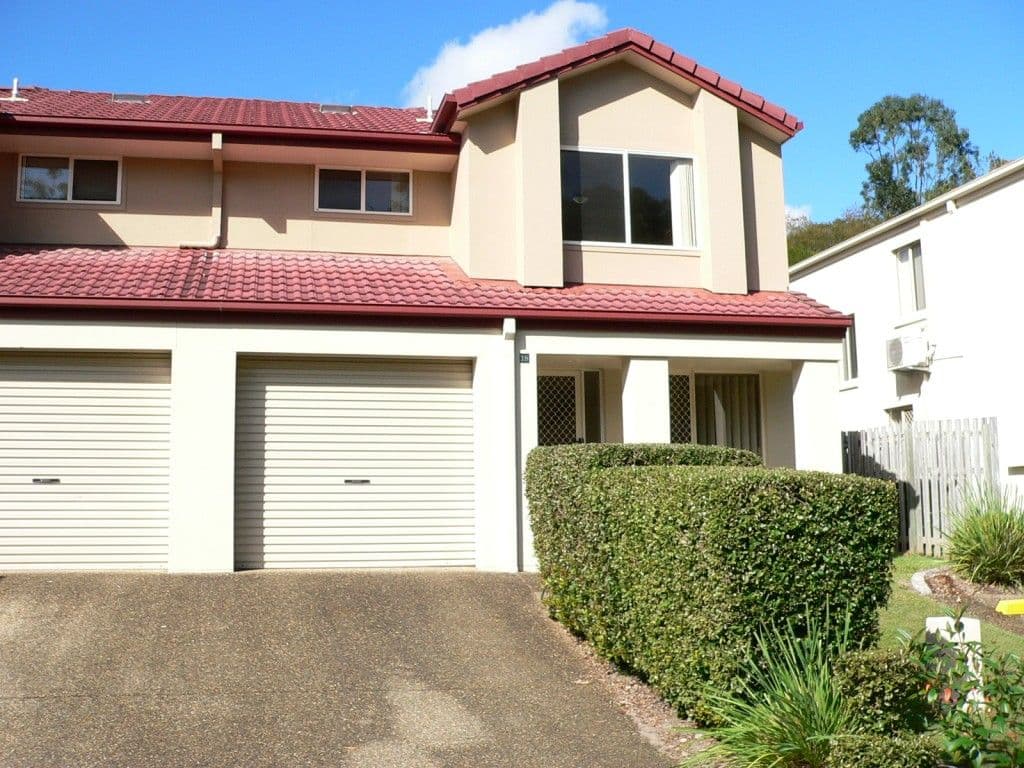 74 Universal Street, Pacific Pines QLD 4211, Pacific Pines - Thumbnail 3