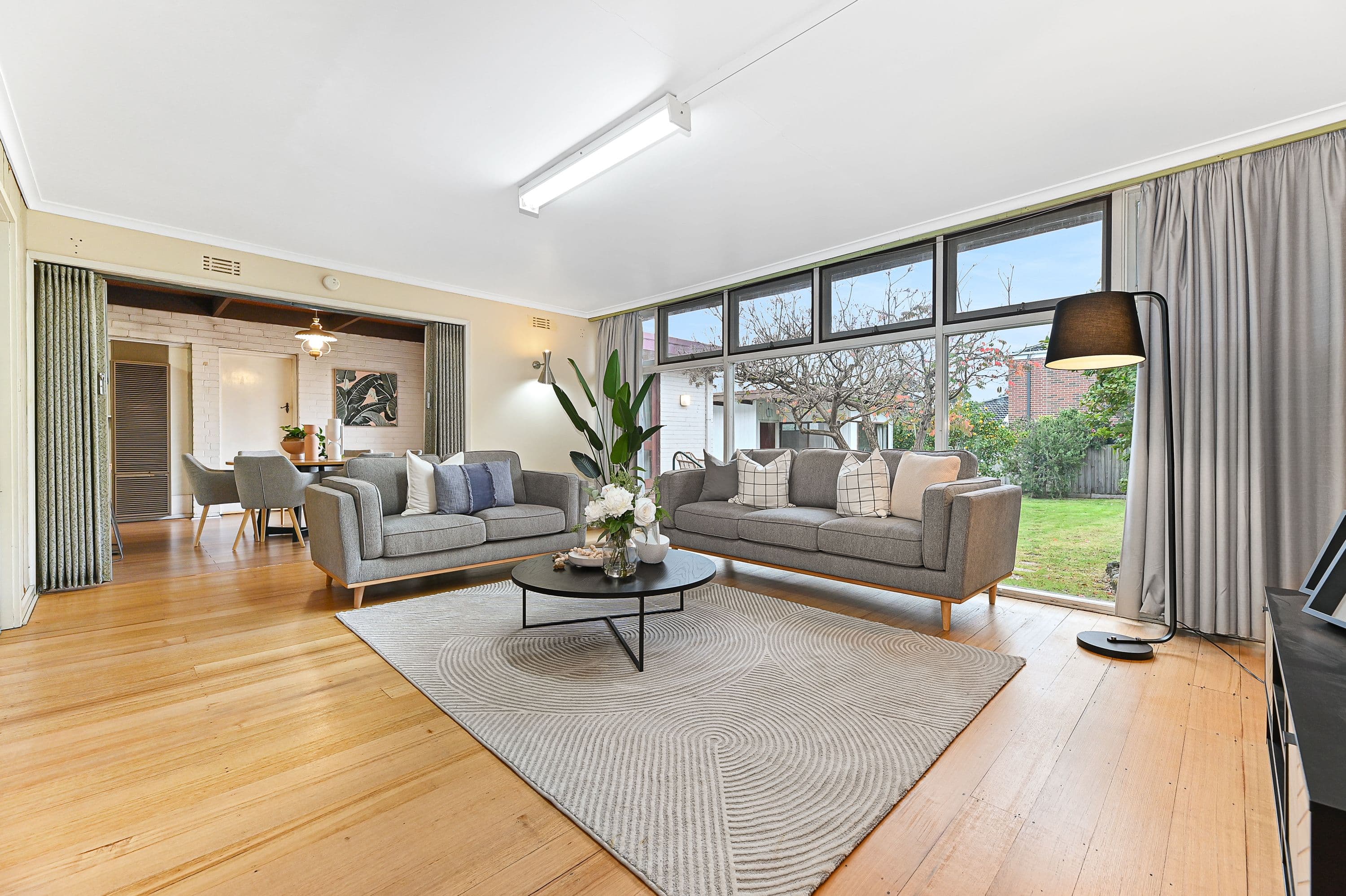 11 Winbourne Road, Mount Waverley VIC 3149, Mount Waverley - Thumbnail 4