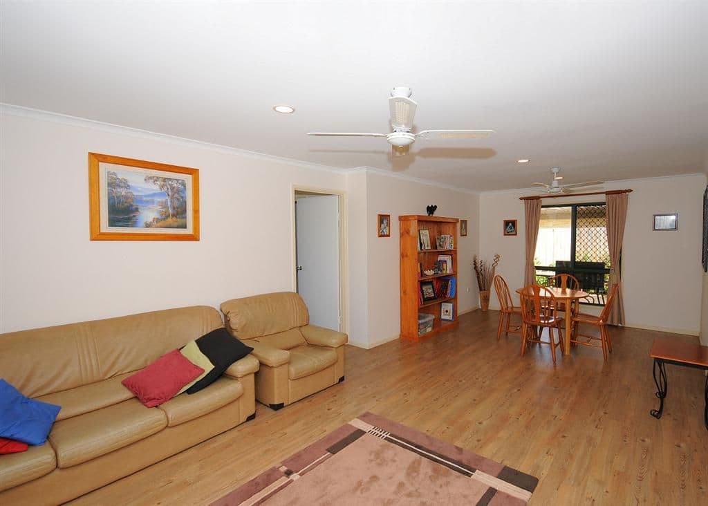 19 Oregan Drive, CRAIGNISH QLD 4655, Craignish - Thumbnail 4