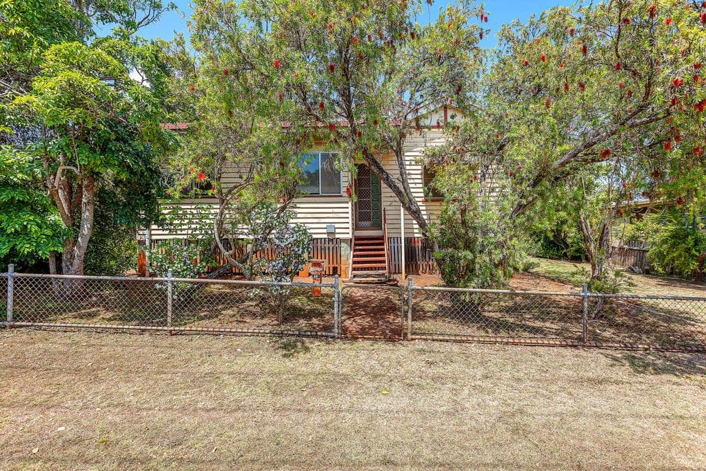 16 Cooper Street, South Toowoomba QLD 4350, South Toowoomba - Thumbnail 6