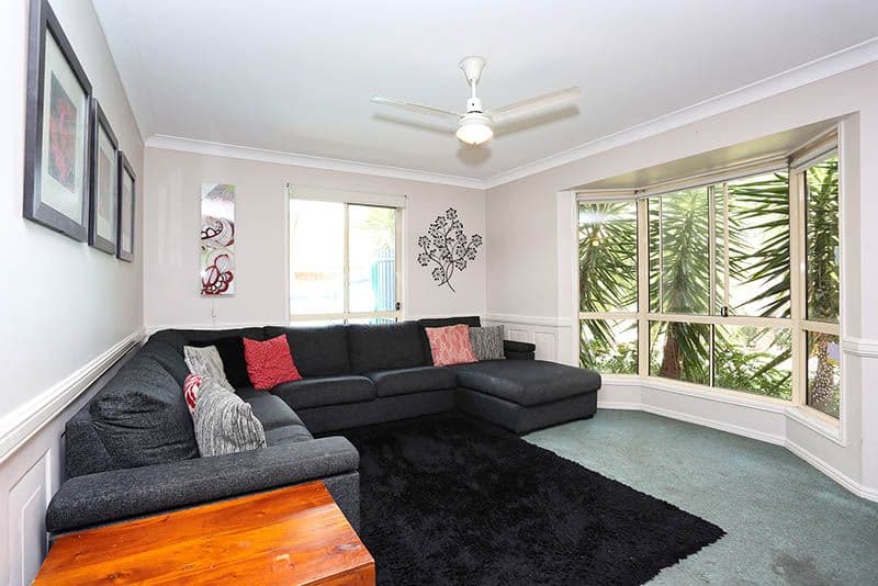 13 Robert Drive South, Crestmead QLD 4132, Crestmead - Thumbnail 2
