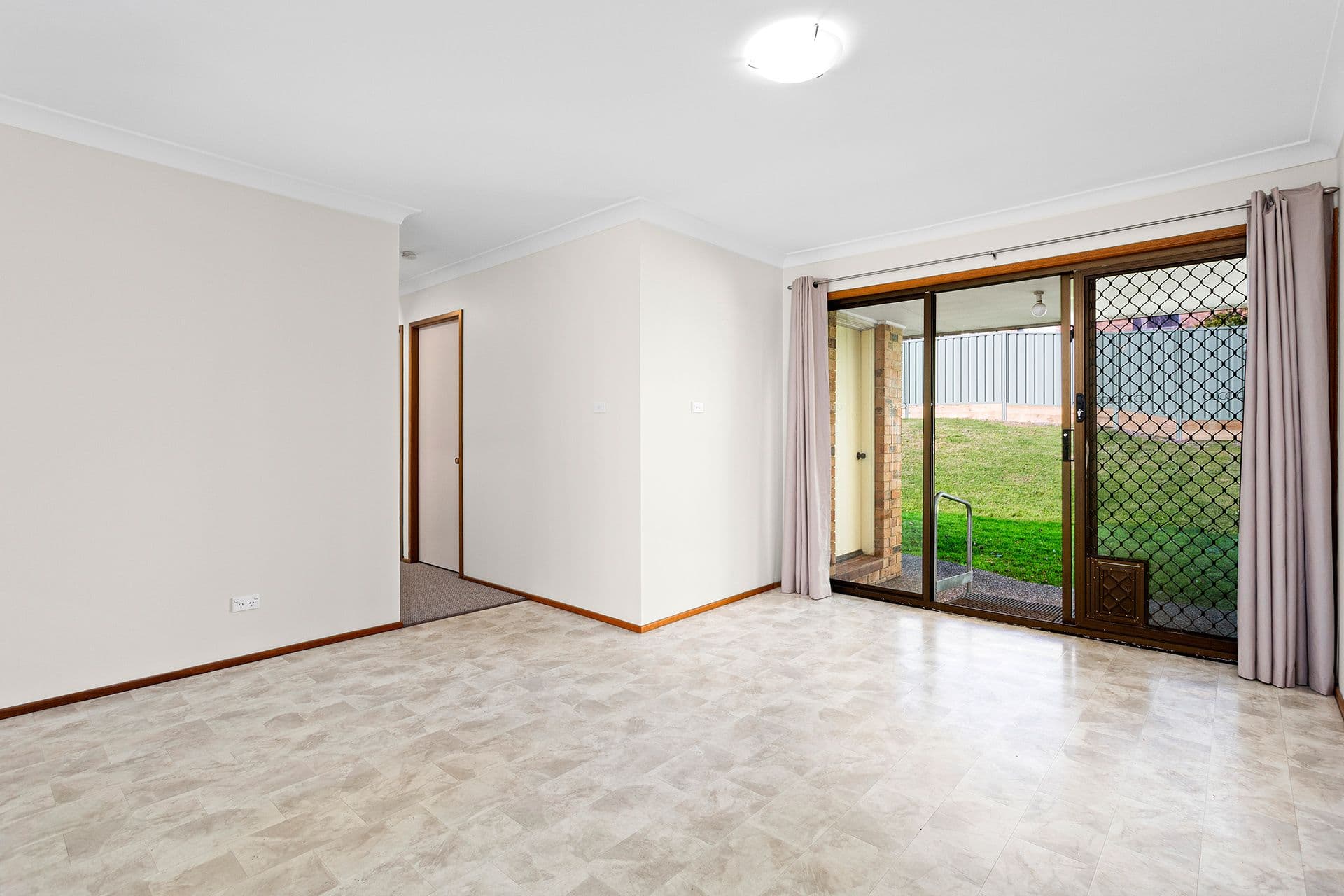 11 Cowper Street, Helensburgh NSW 2508, Helensburgh - Thumbnail 4