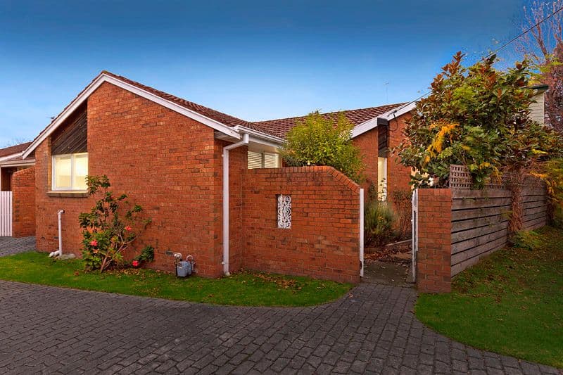 8 Baringhup Street, Cheltenham VIC 3192, Cheltenham - Thumbnail 2