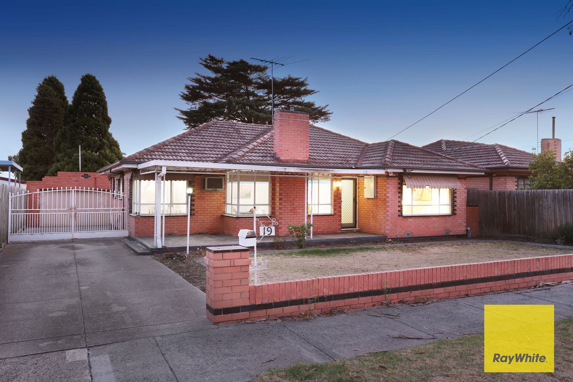 19 Bunting Court, Altona North VIC 3025, Altona North - Thumbnail 2