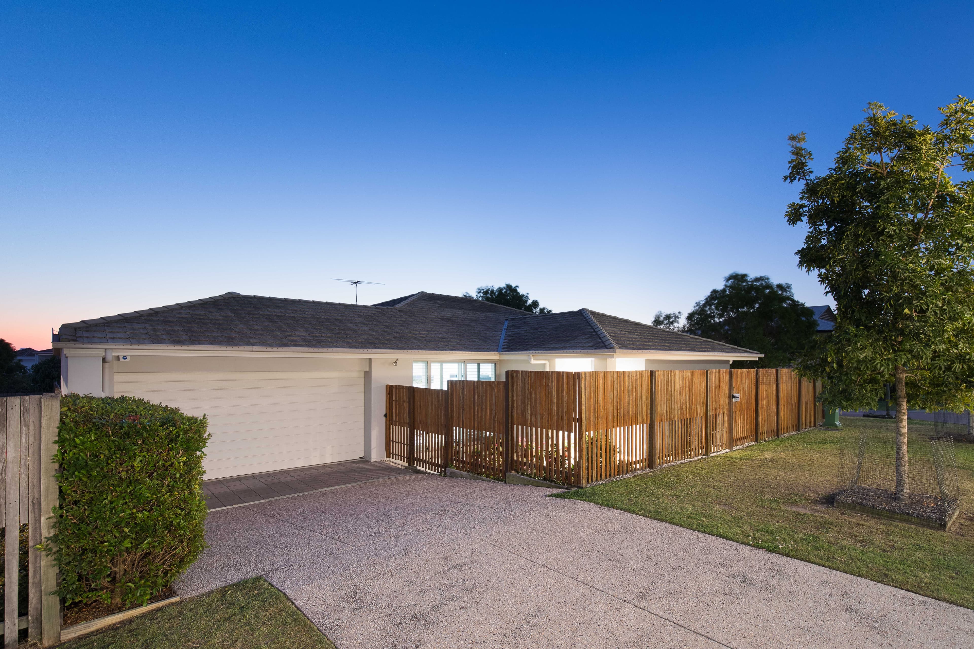 11 Hillview Street, Murarrie QLD 4172, Murarrie - Thumbnail 2