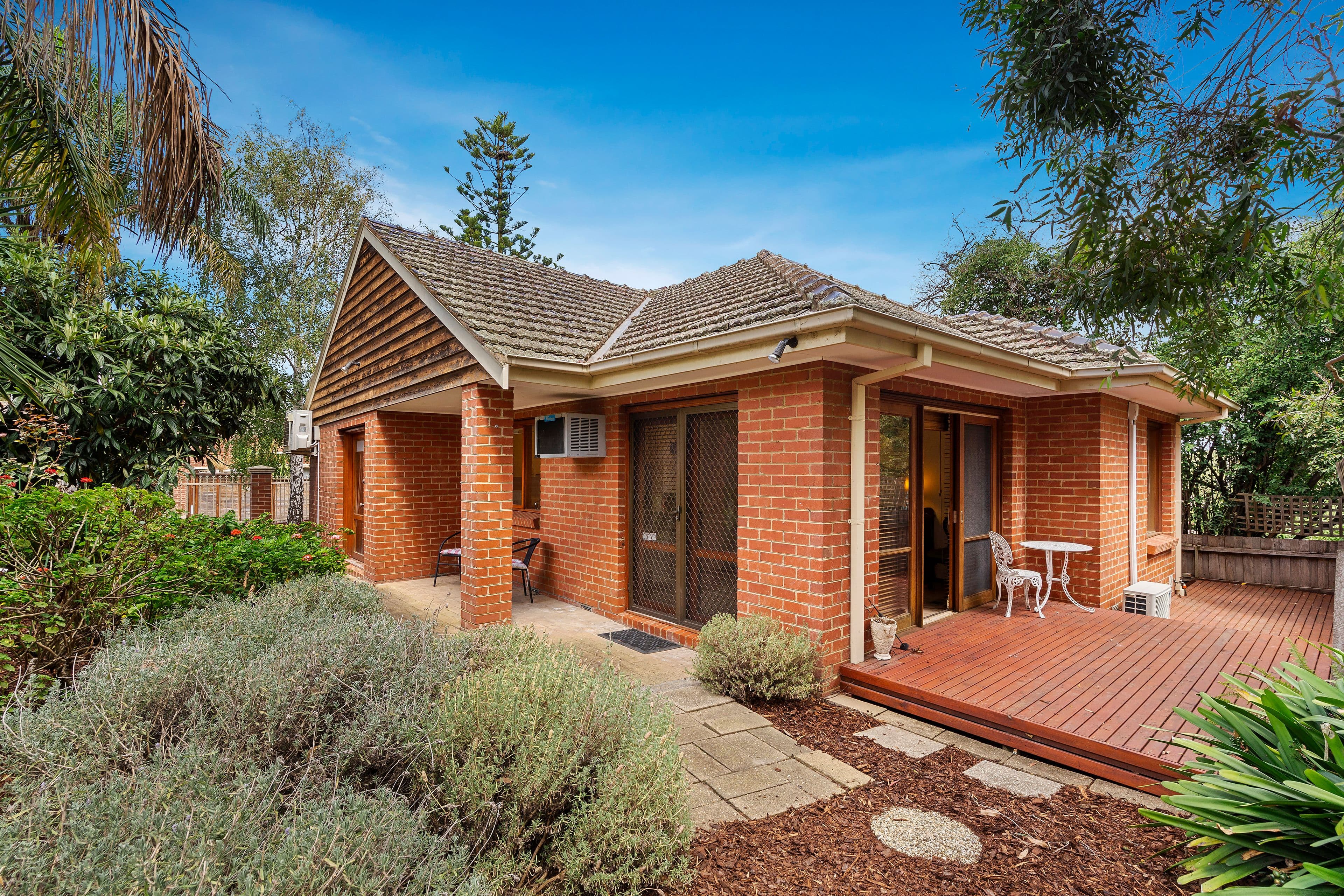 27 St Andrews Avenue, Rosanna VIC 3084, Rosanna - Image 1