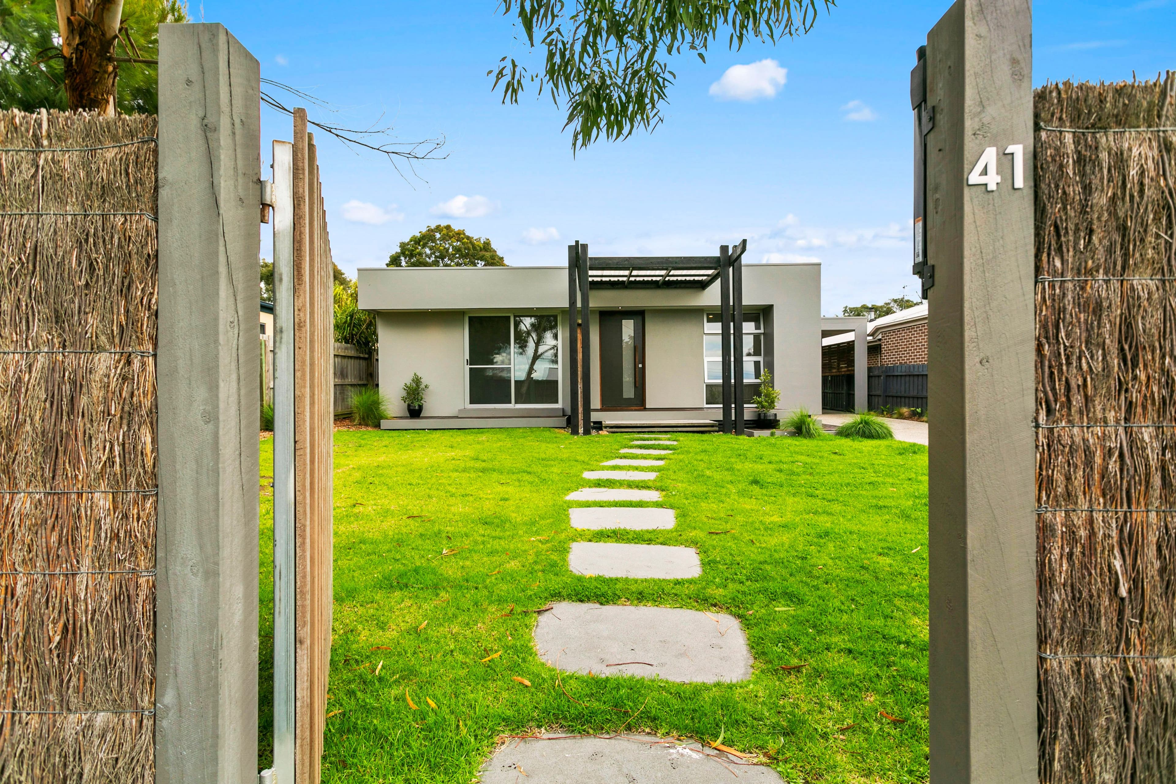 41 Pymble Avenue, Inverloch VIC 3996, Inverloch - Image 1