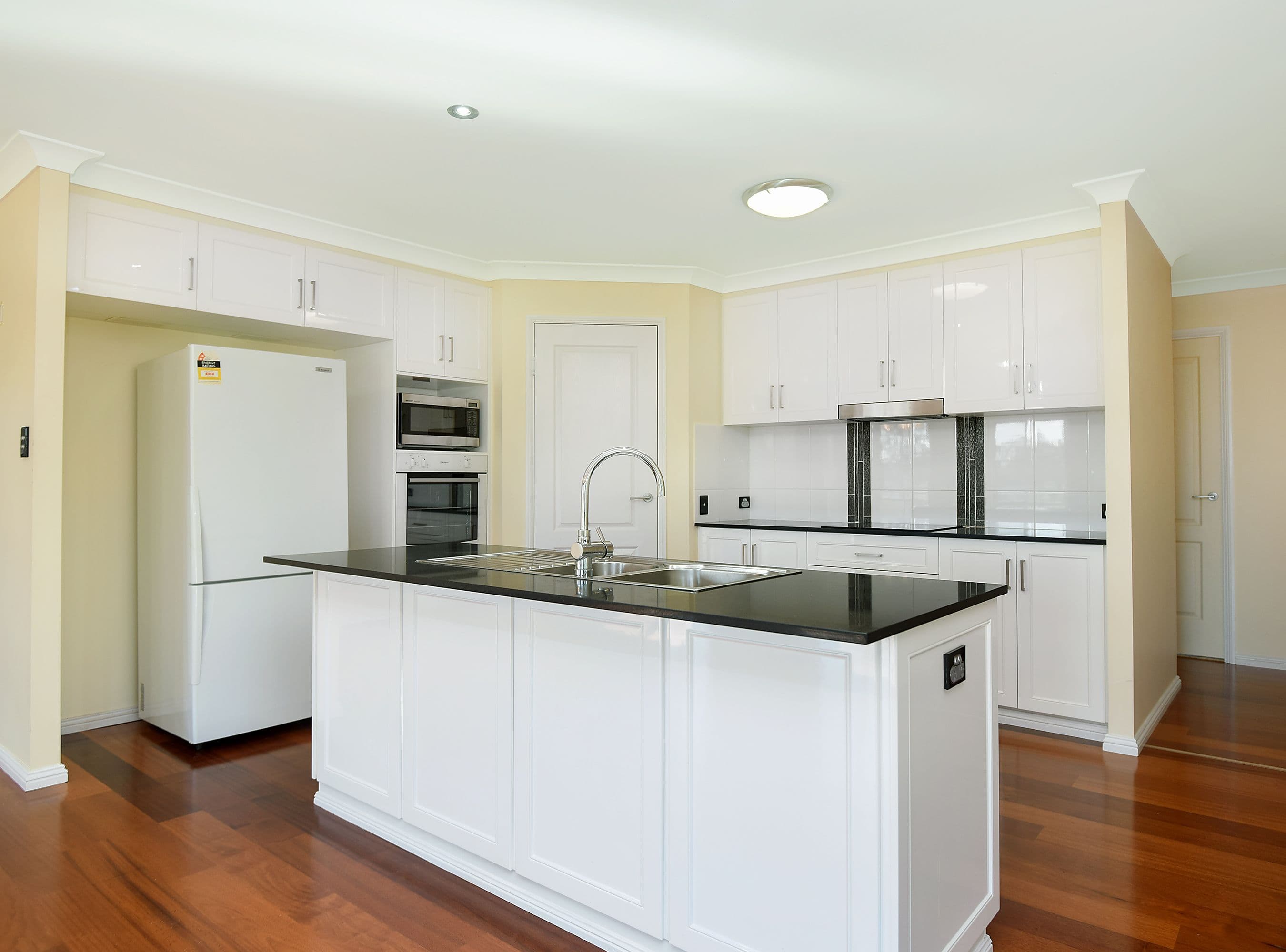 6 Phipps Drive, Meringandan West QLD 4352, Meringandan West - Thumbnail 4