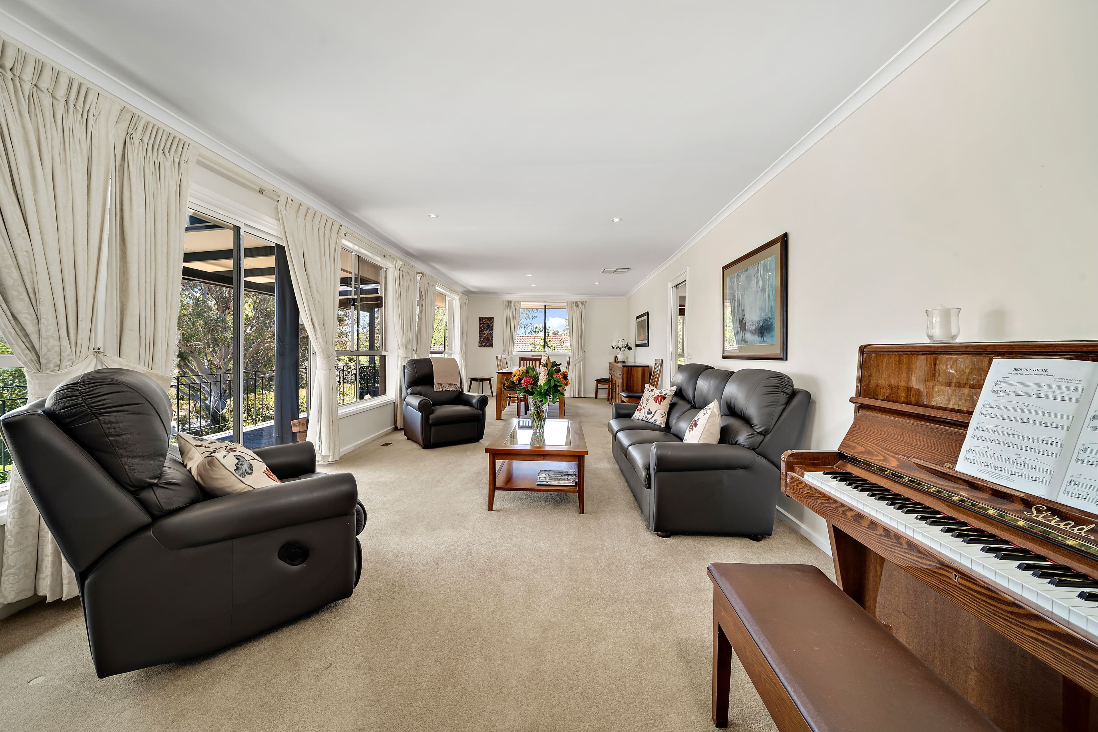 25 McLachlan Crescent, Weetangera ACT 2614, Weetangera - Thumbnail 3